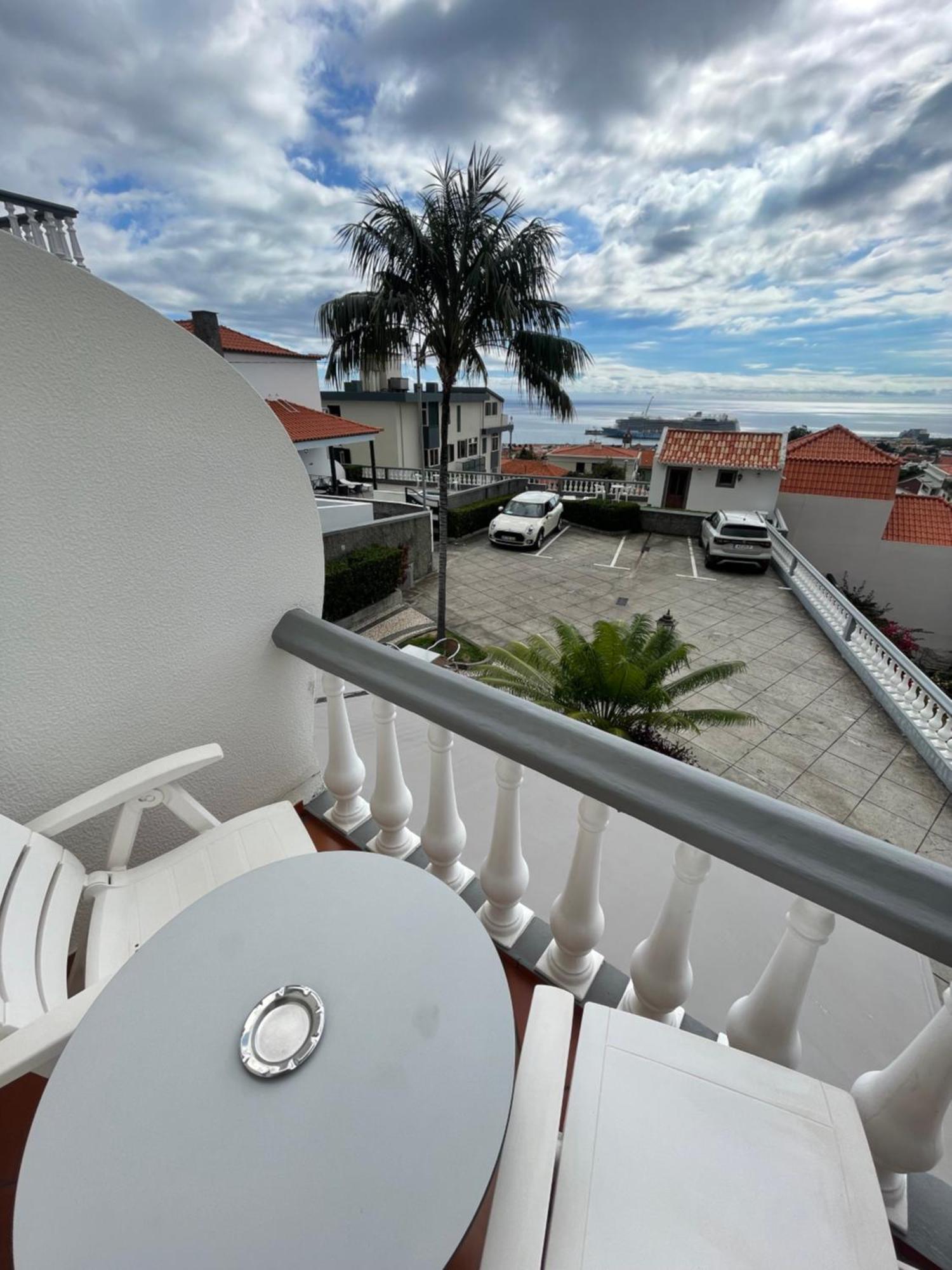 Valhalla Panorama - The Old Residencial Pina Funchal  Ruang foto