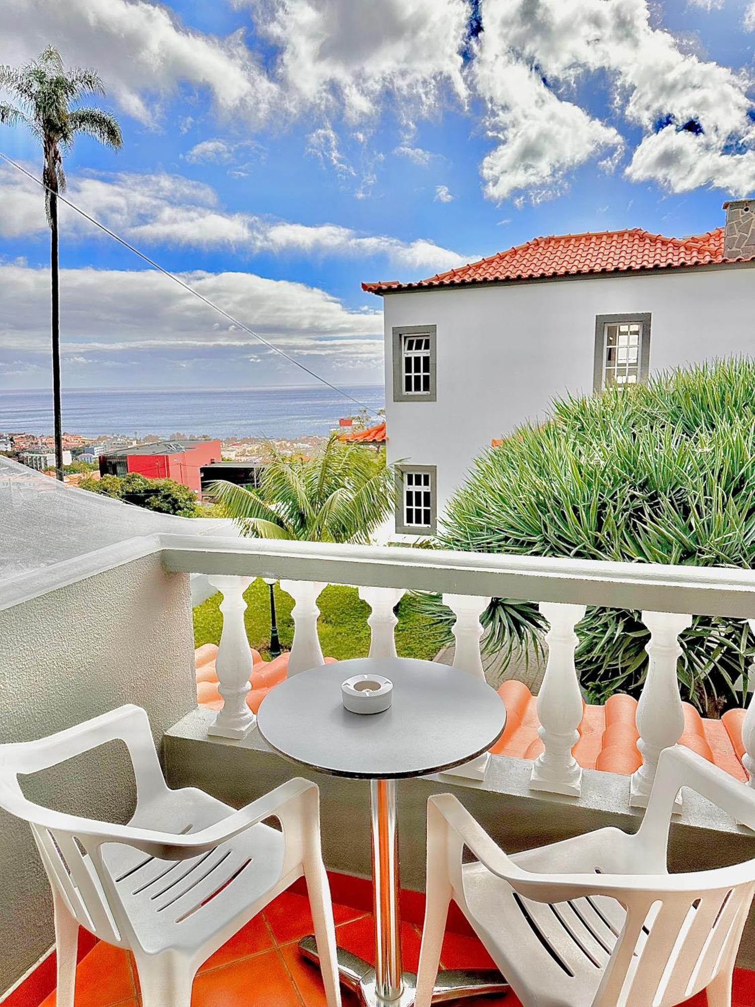 Valhalla Panorama - The Old Residencial Pina Funchal  Ruang foto